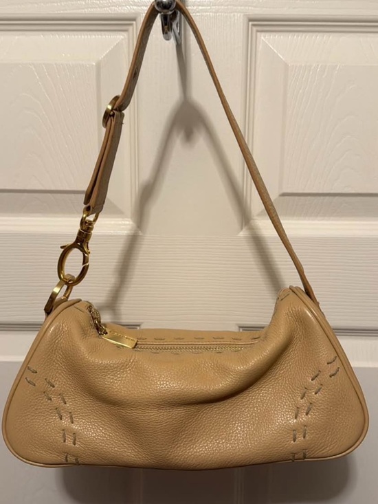 Sigrid Olsen Handbags - Vintage Sigrid Olsen Pebbled Tan Leather Shoulder Bag with Gold Hardware